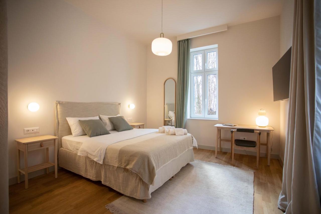 Flok Design Apartments- Botanical Garden Zagreb Extérieur photo